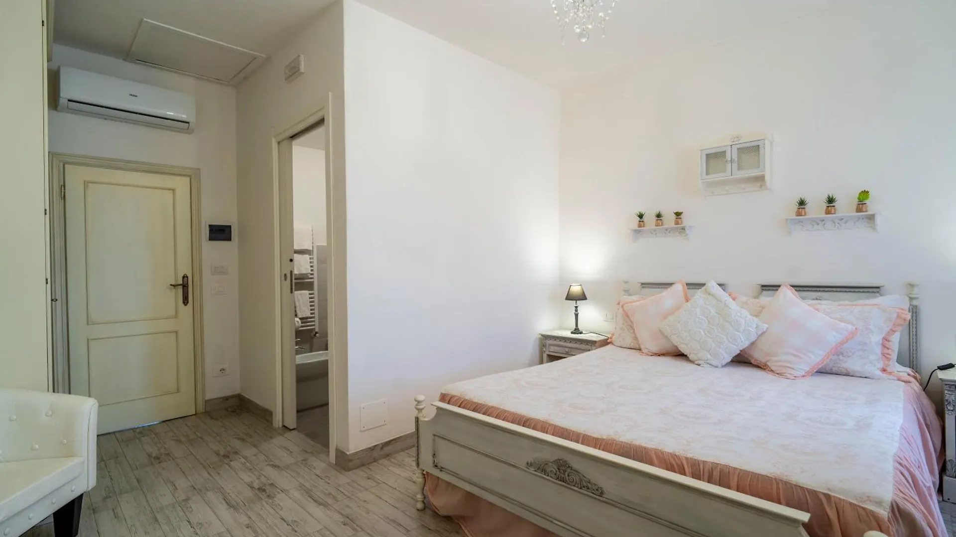 Corte degli Angeli Marina di Grosseto 0*,